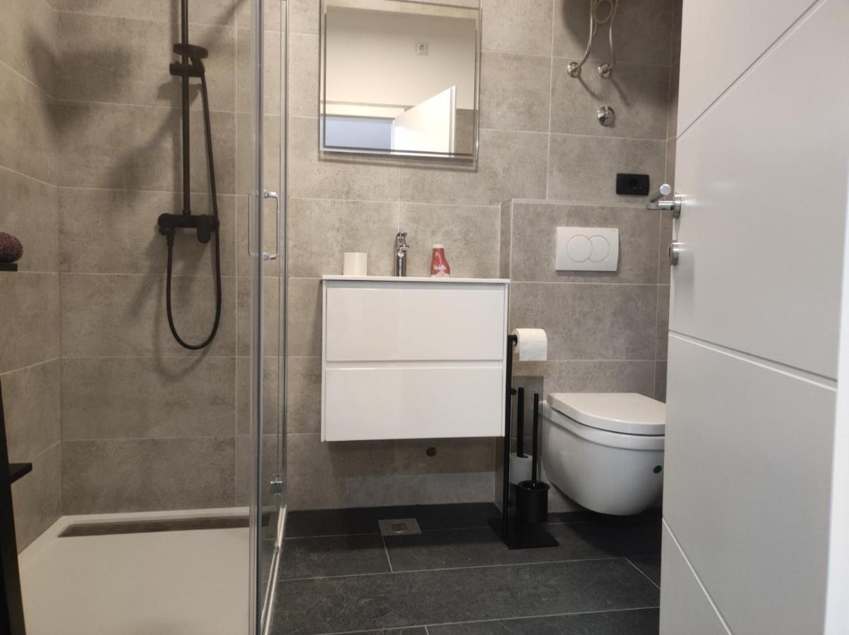 Apartman Ani Рийека Екстериор снимка